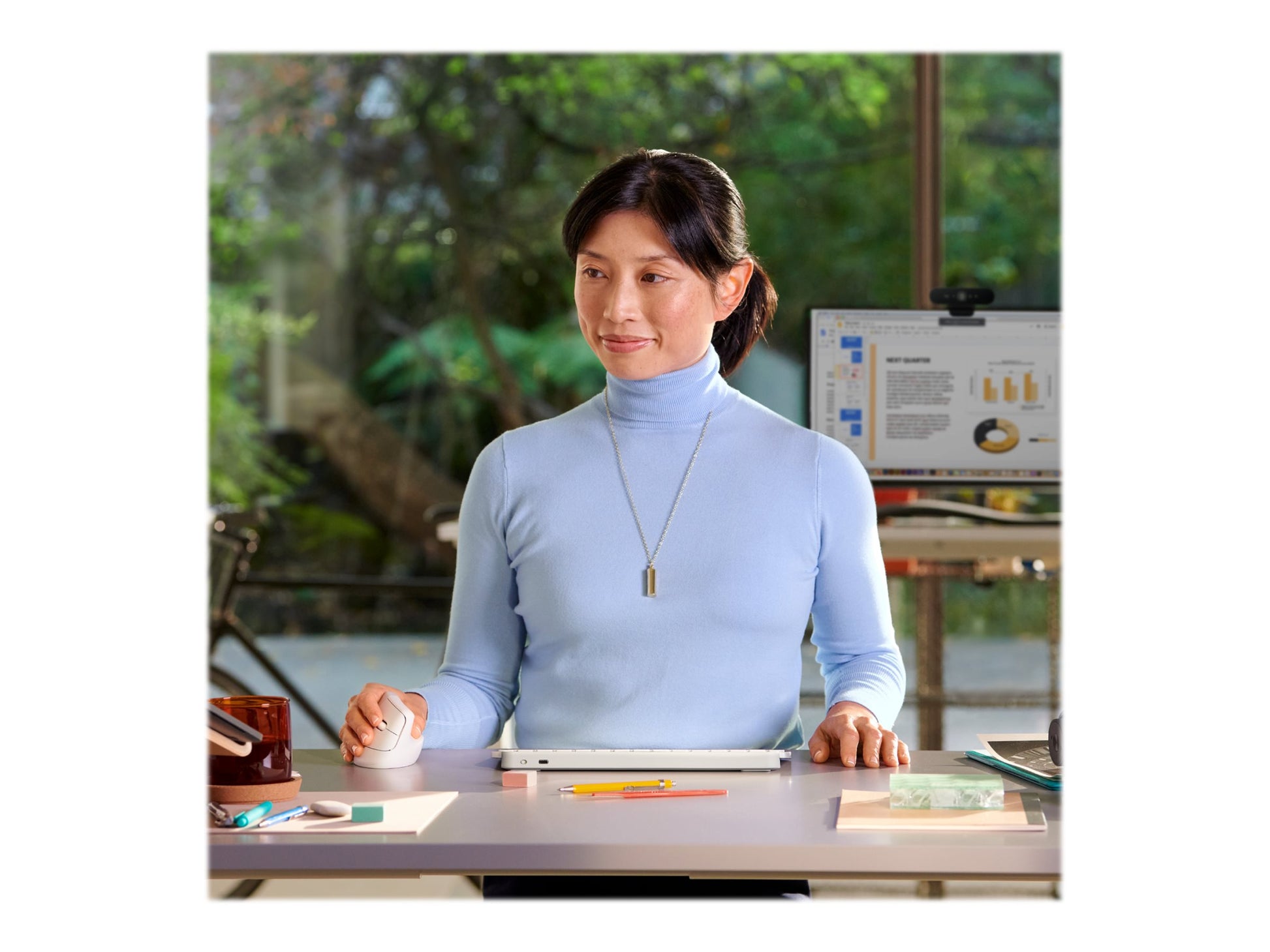 Logitech Lift Vertical Ergonomic Mouse - Ratón vertical - ergonómico - 6 botones - inalámbrico - 2.4 GHz, Bluetooth - receptor de USB Logitech Logi Bolt - blanco hueso-8