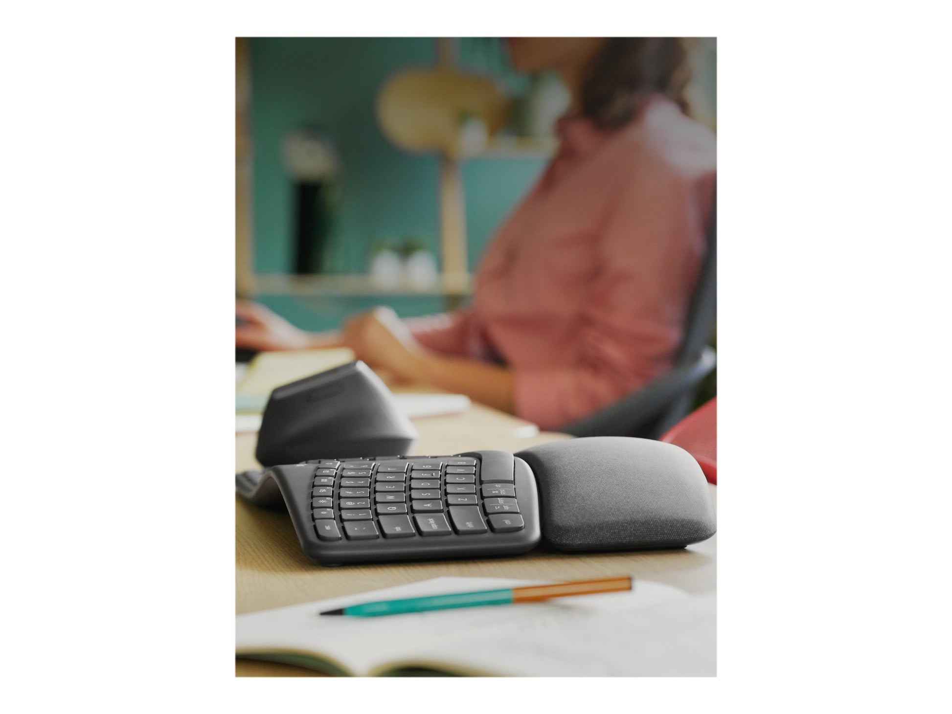Logitech ERGO K860 - Teclado - inalámbrico - 2.4 GHz, Bluetooth 5.0 - grafito-15