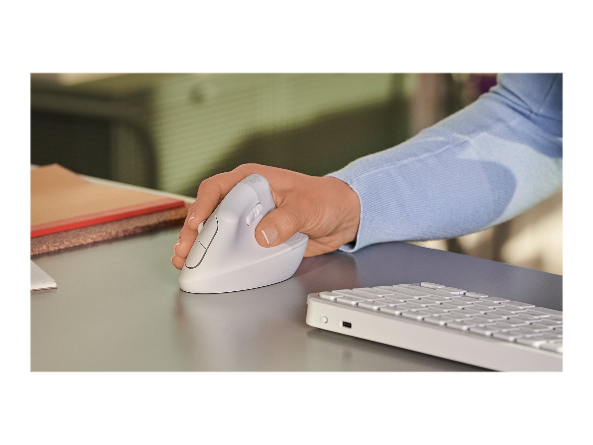Logitech Lift Vertical Ergonomic Mouse - Ratón vertical - ergonómico - 6 botones - inalámbrico - 2.4 GHz, Bluetooth - receptor de USB Logitech Logi Bolt - blanco hueso-19
