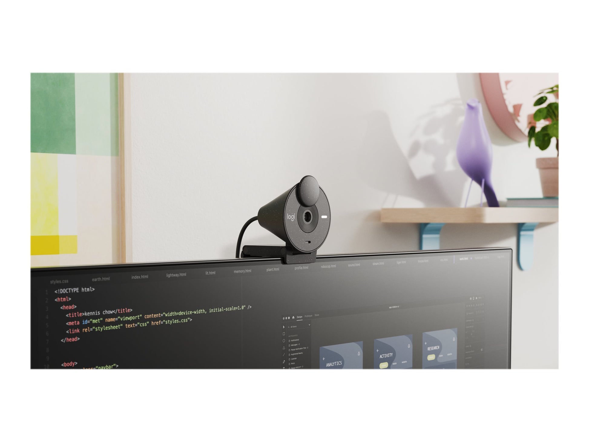 Logitech BRIO 300 - Webcam - color - 2 MP - 1920 x 1080 - 1080p, 720p - audio - USB-C-4