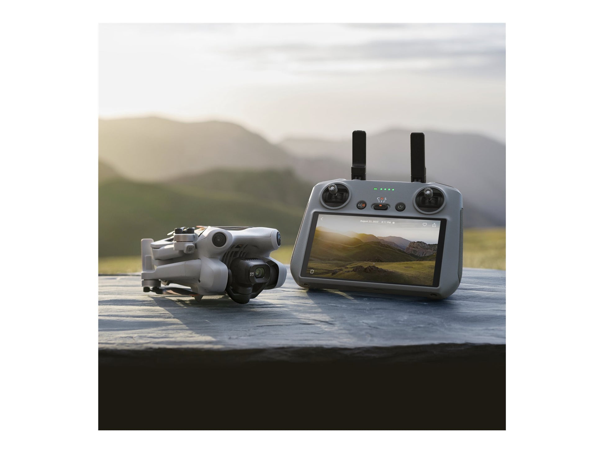 DJI Mini 4 Pro Fly More Combo - Dron - USB-15
