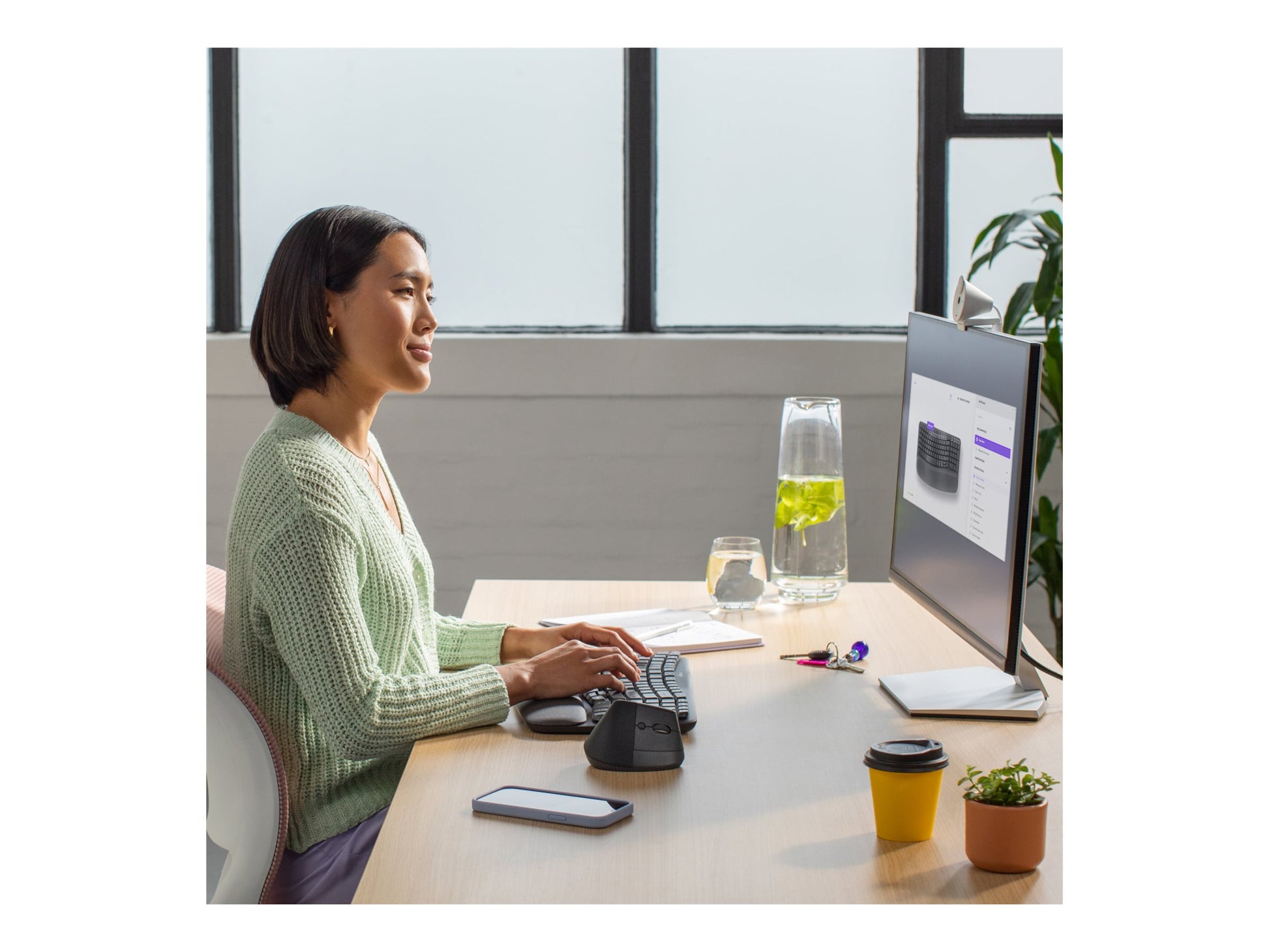 Logitech Ergo Series Wave Keys Wireless Ergonomic Keyboard with Cushioned Palm Rest, Graphite - Teclado - con reposamanos acolchado - inalámbrico - Bluetooth LE - grafito-4