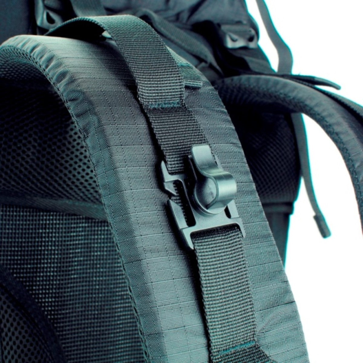 Mochila Chompipe 50 Negra-12