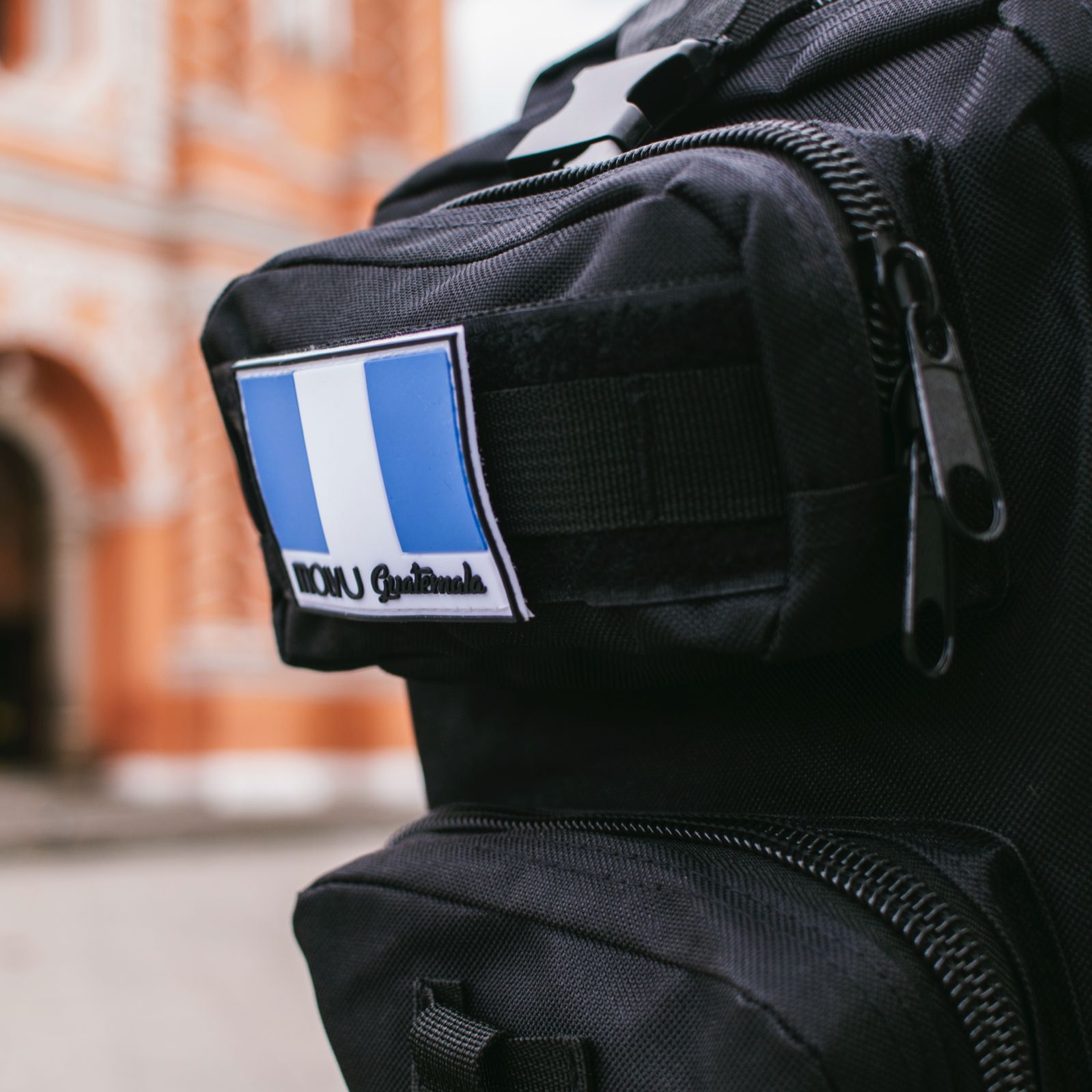 Mochila Atake M08 Negro-11
